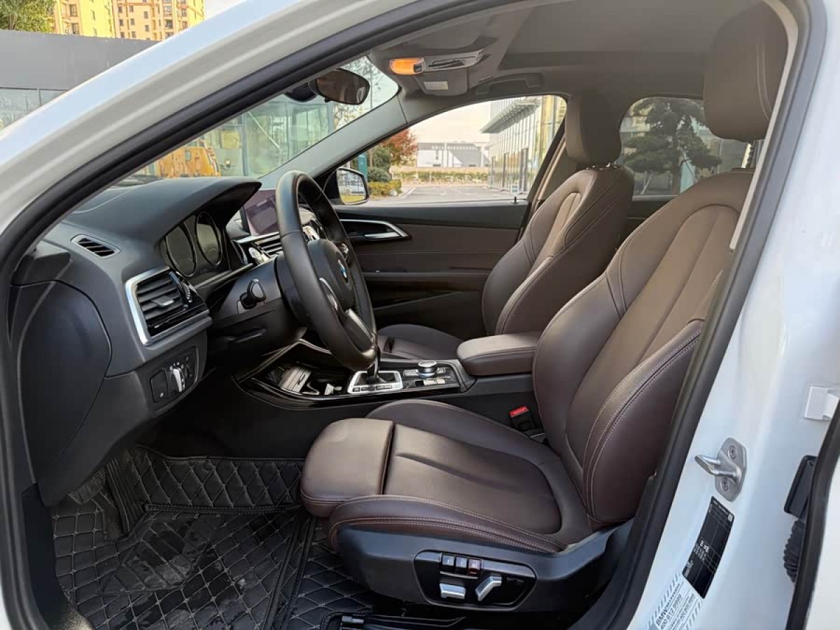 BMW 1 Series 2020 car image #5