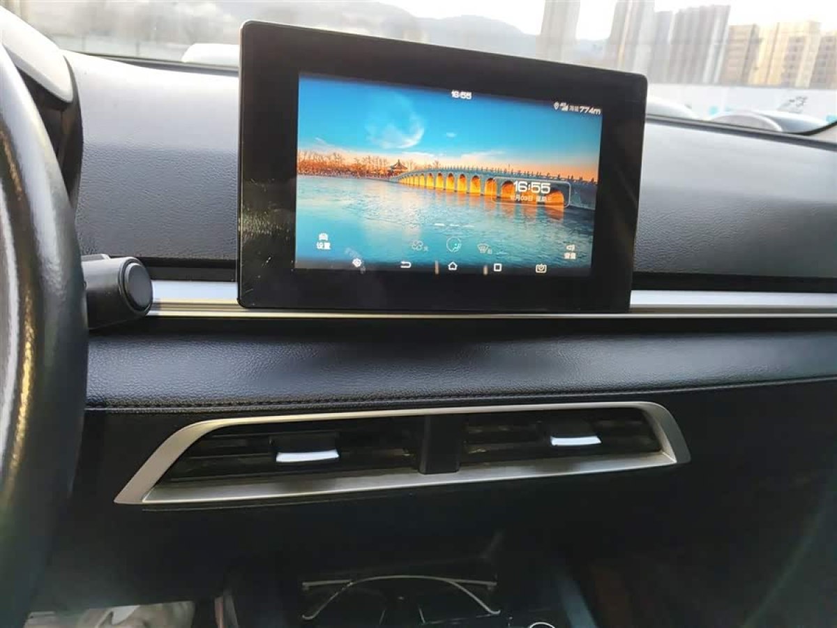 BYD e3 2020 car image #5