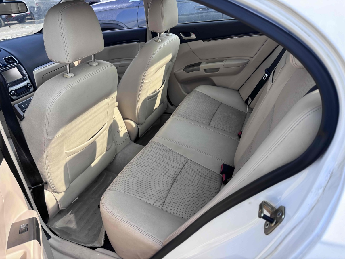 GEELY Emgrand Classic 2013 #5 GEELY Emgrand Classic 2013 car image #5