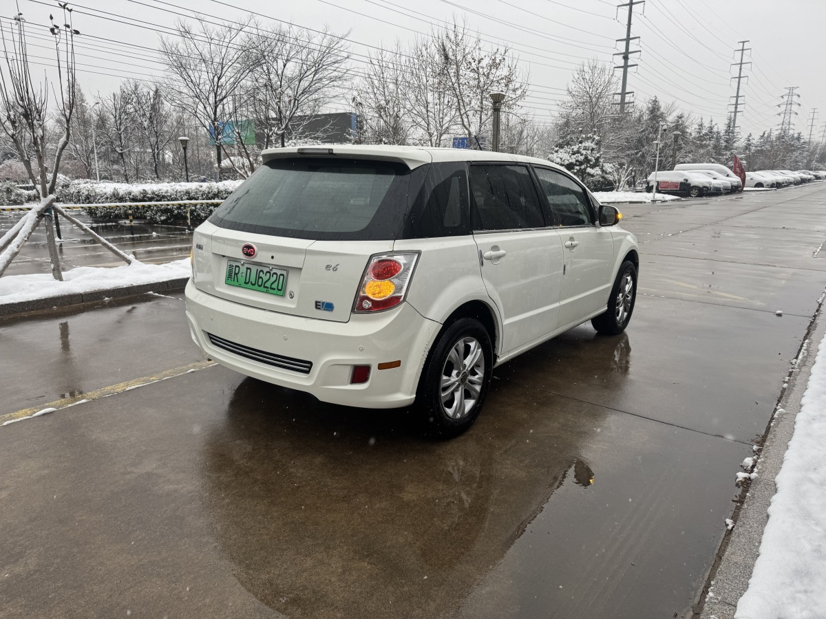BYD e6 2016 #5 BYD e6 2016 car image #5