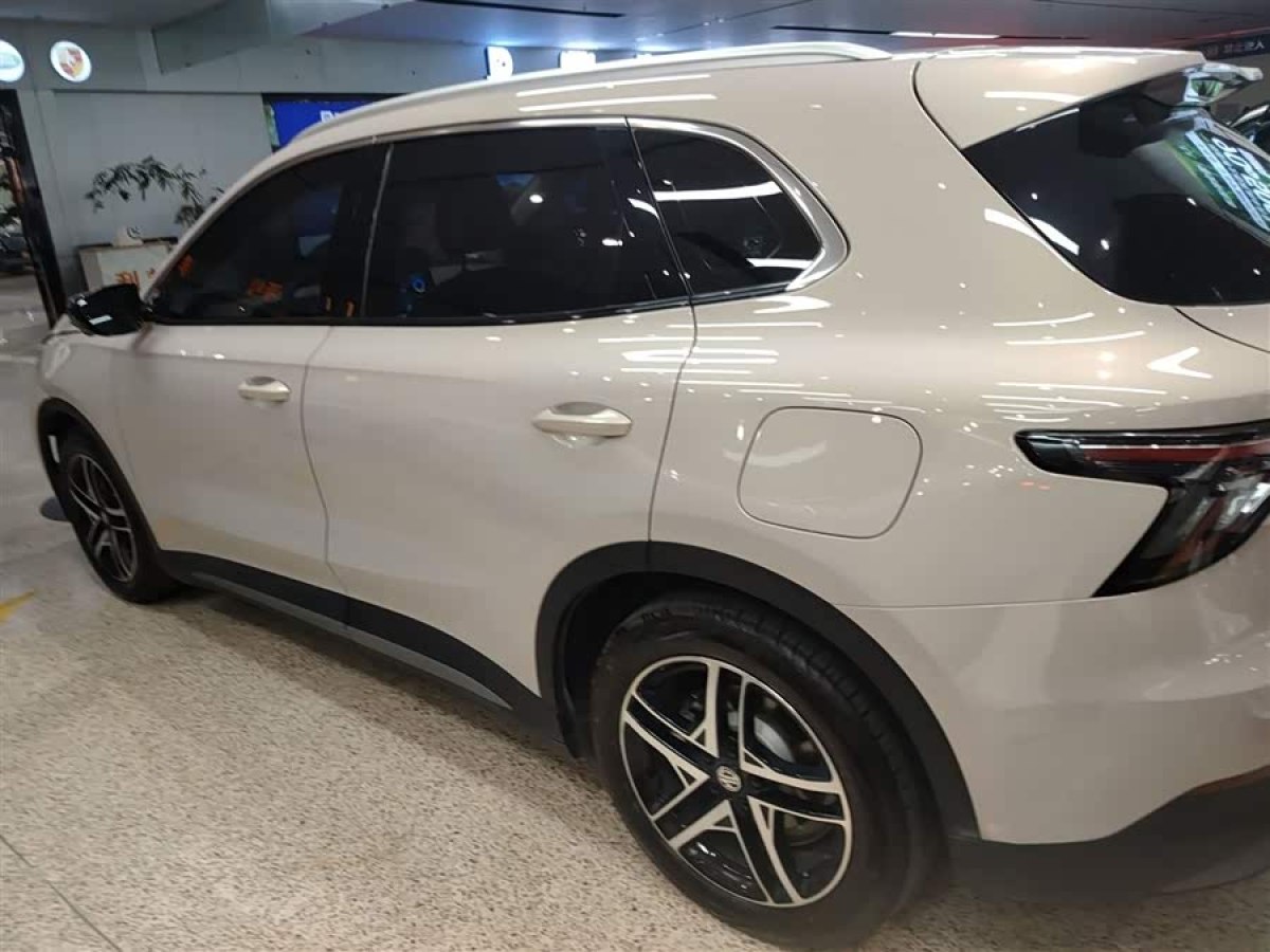 MG ES5 2024 #5 MG ES5 2024 car image #5