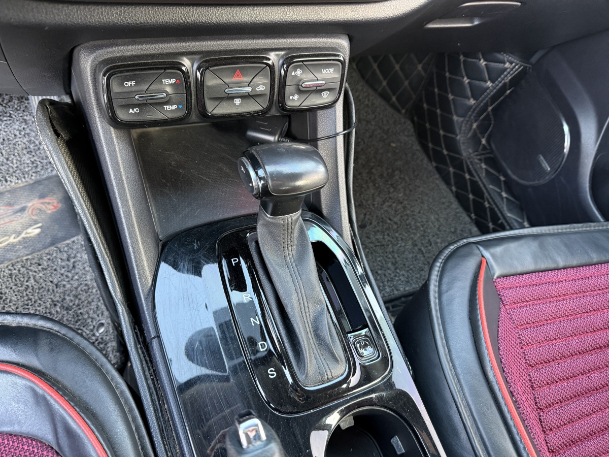 GAC Trumpchi GS3 2018 #5 GAC Trumpchi GS3 2018 car image #5
