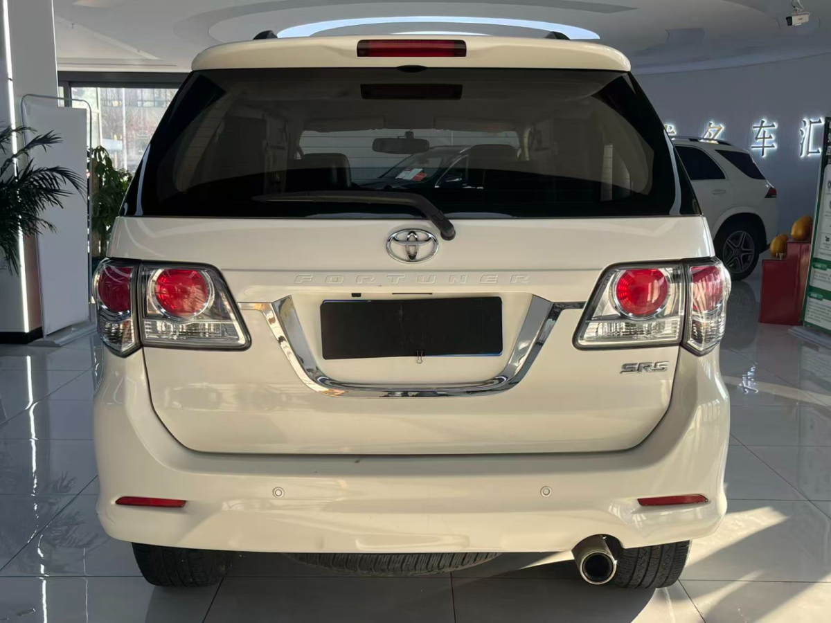 Toyota 2016 #5 Toyota 2016 car image #5