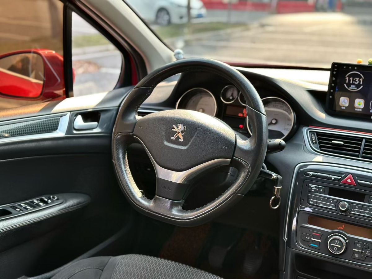 Peugeot 308 2014 car image #5