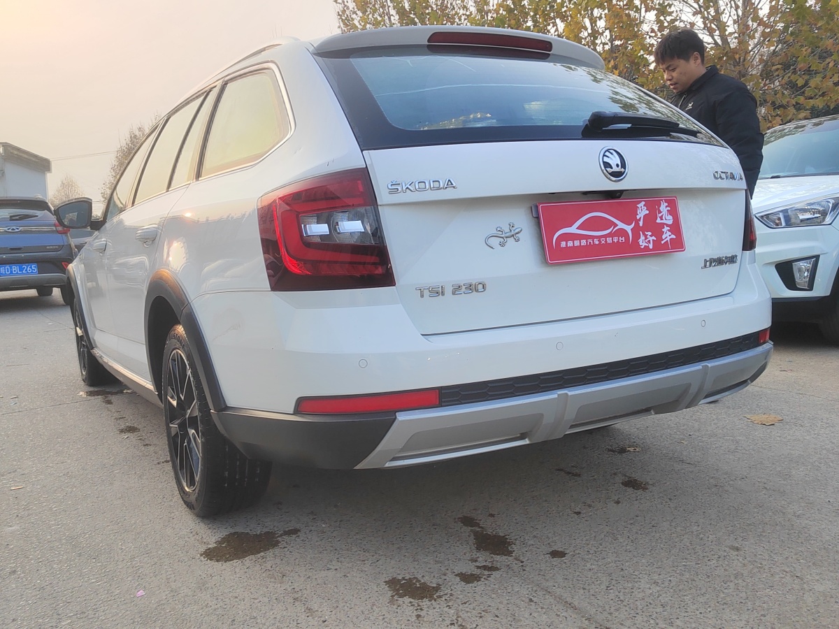 Skoda Octavia 2018 #5 Skoda Octavia 2018 car image #5