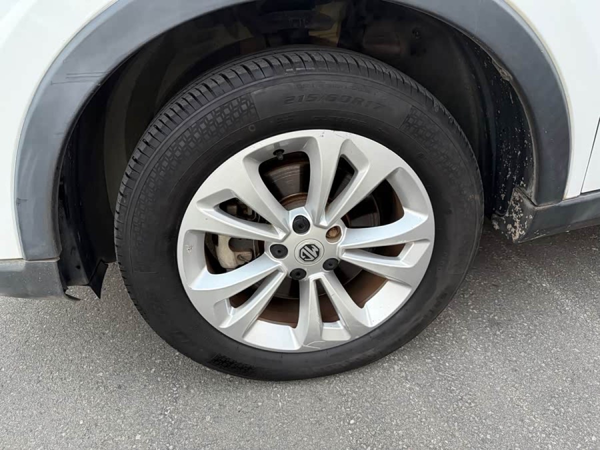 MG GS 2016 car image #5