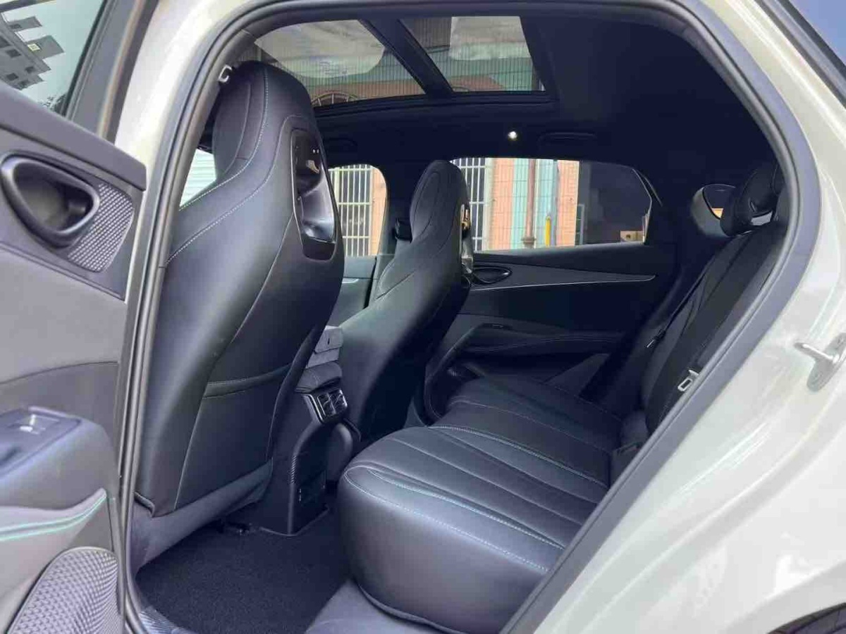 BYD Seal 06 New Energy 2025 car image #5