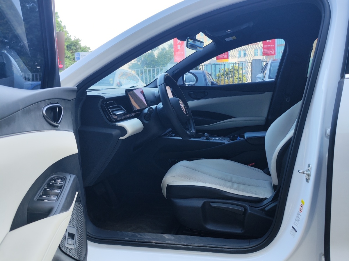 BYD Seal 06 New Energy 2024 car image #5