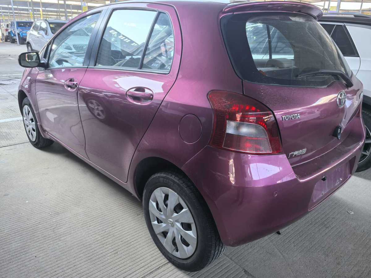 Toyota Yaris 2010 imagem de carro #5