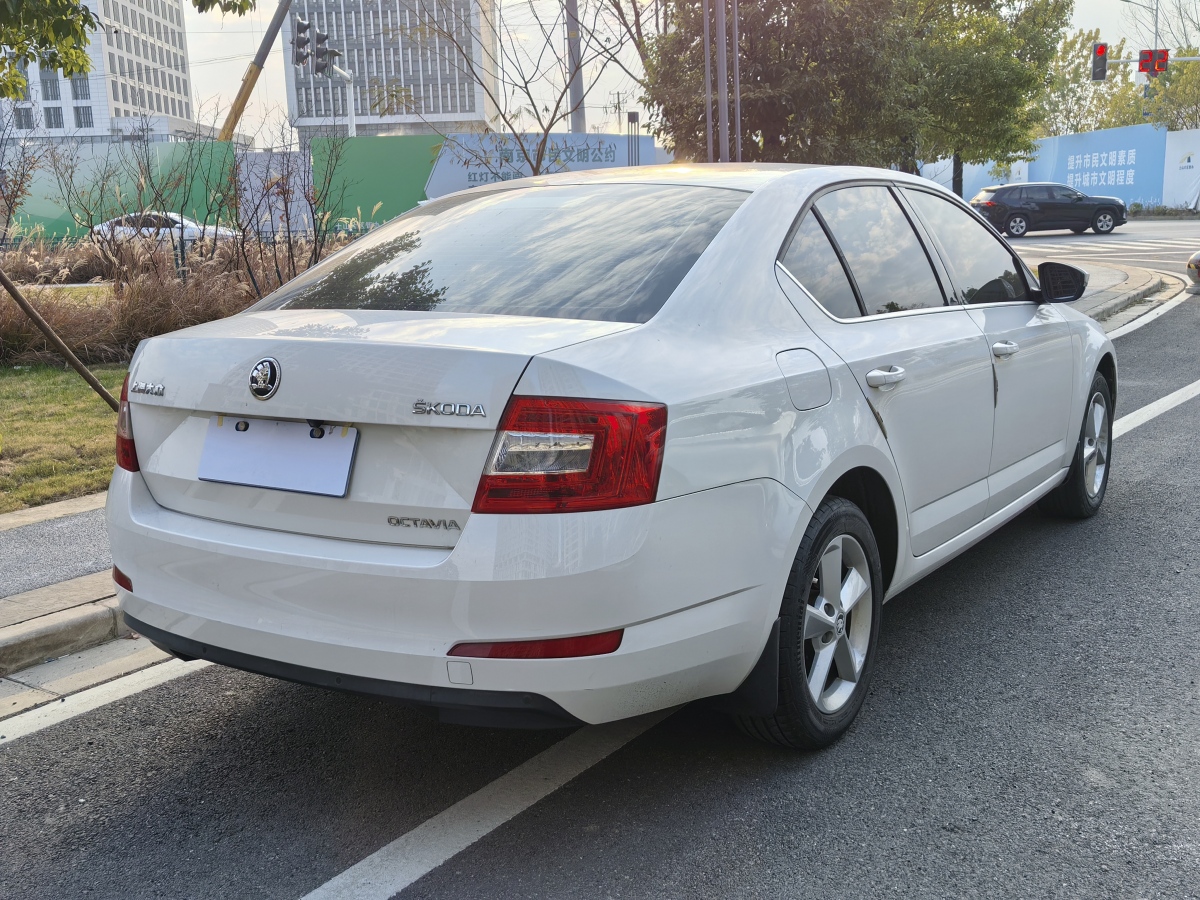 Skoda Octavia 2015 #5 Skoda Octavia 2015 car image #5