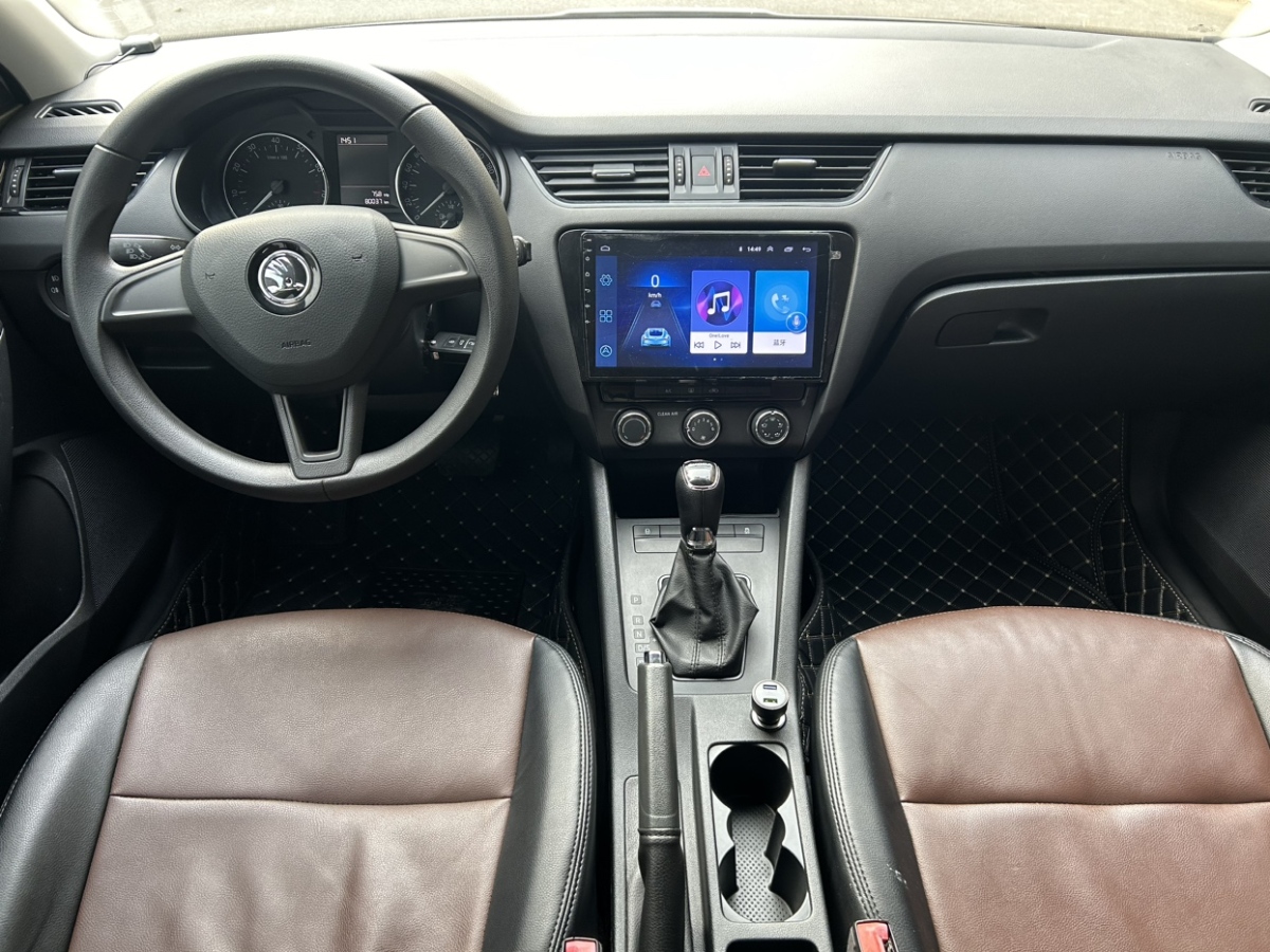Skoda Octavia 2017 car image #5