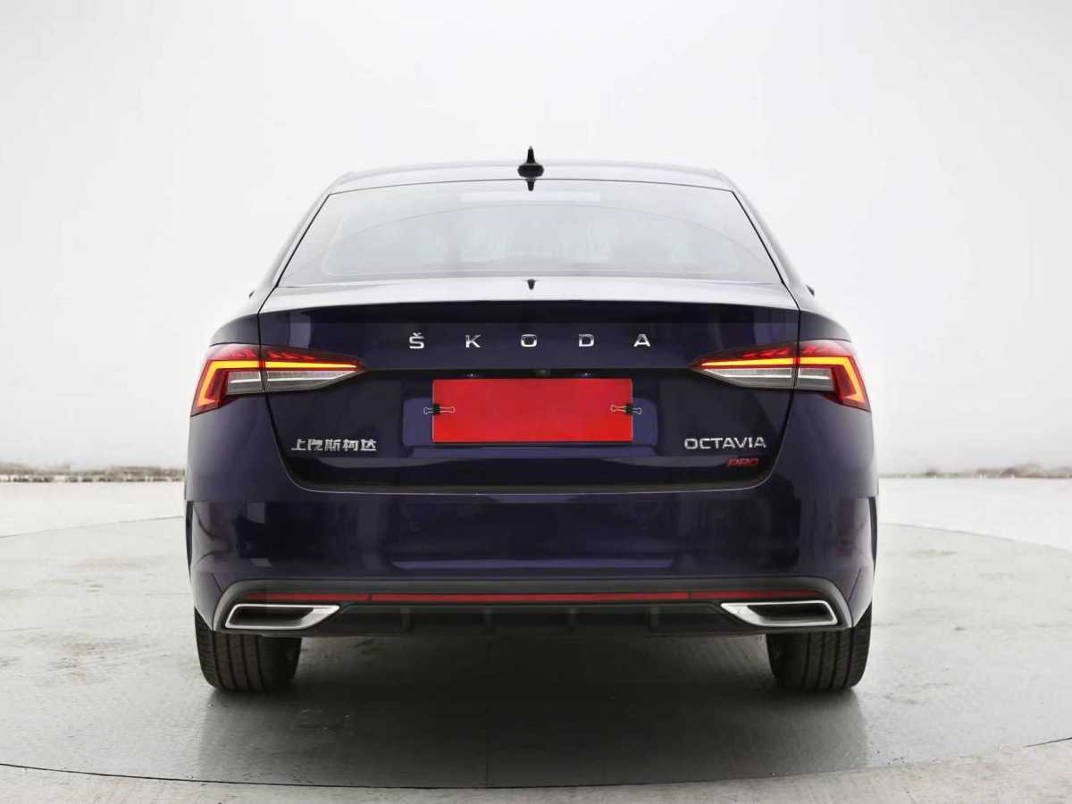 Skoda Octavia 2023 #5 Skoda Octavia 2023 car image #5