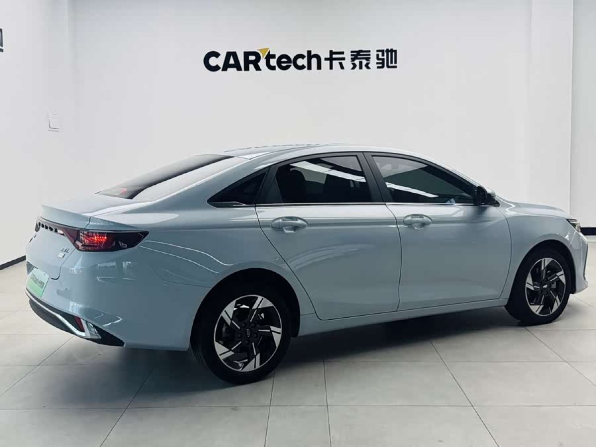 GEELY 2022 car image #5