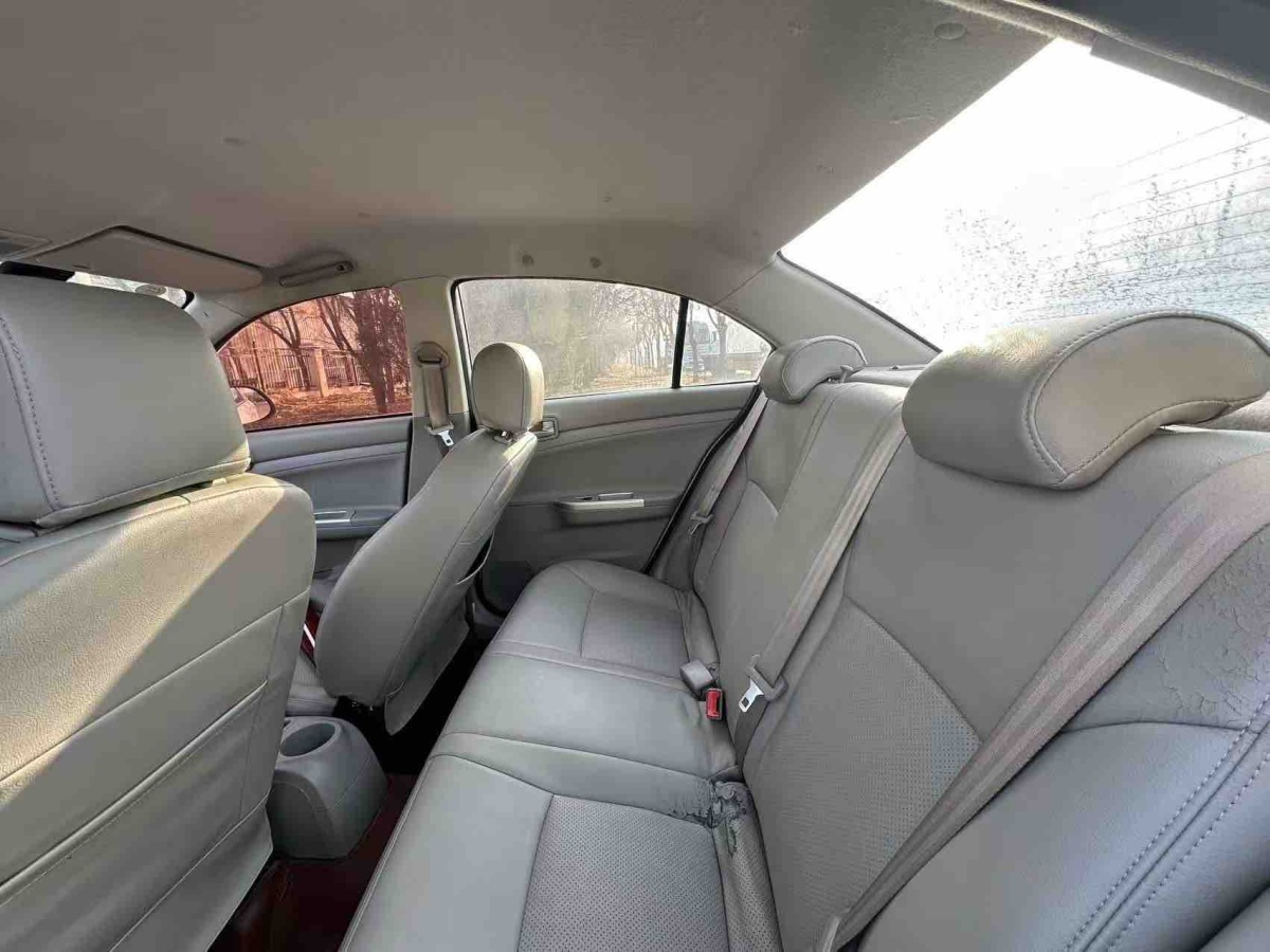 Changan Alsvin V3 2016 car image #5