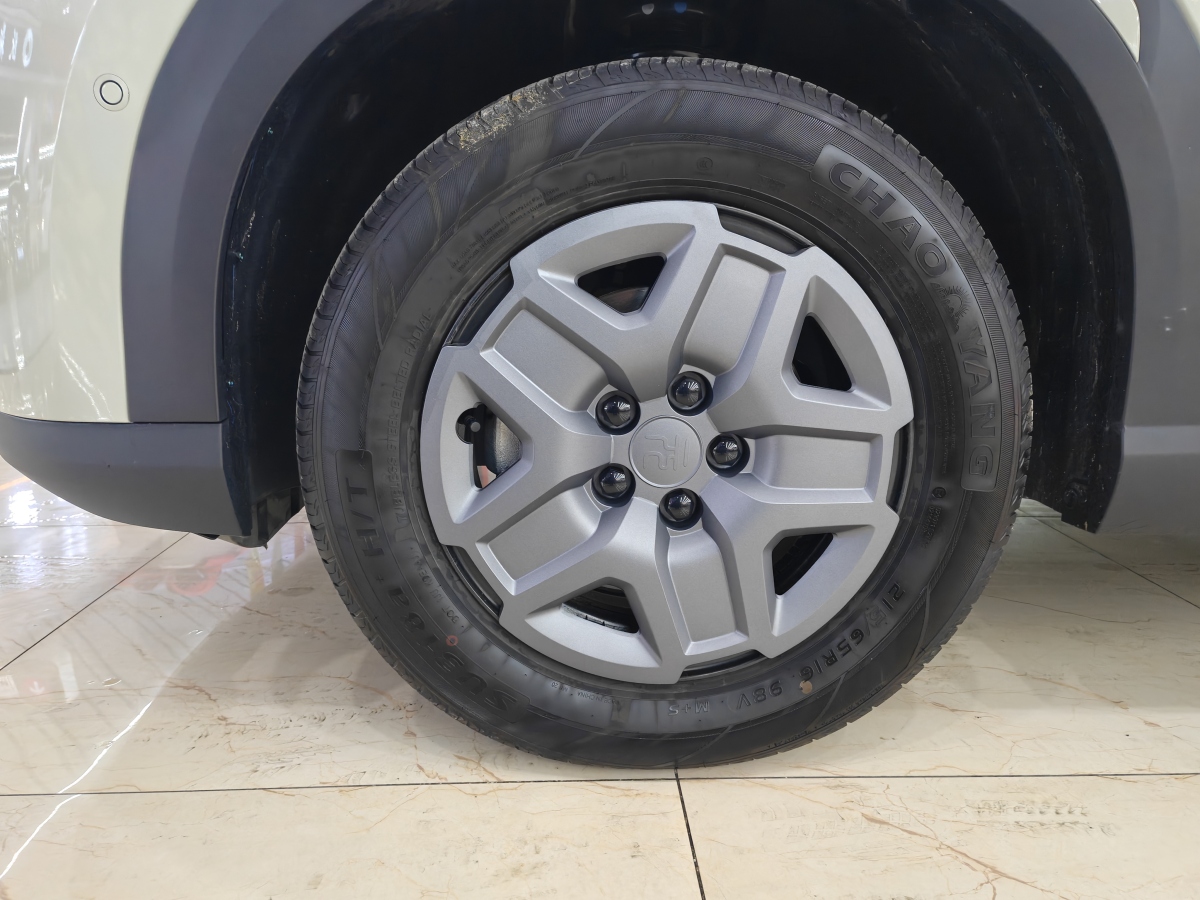 BYD YuanUP 2025 car image #5