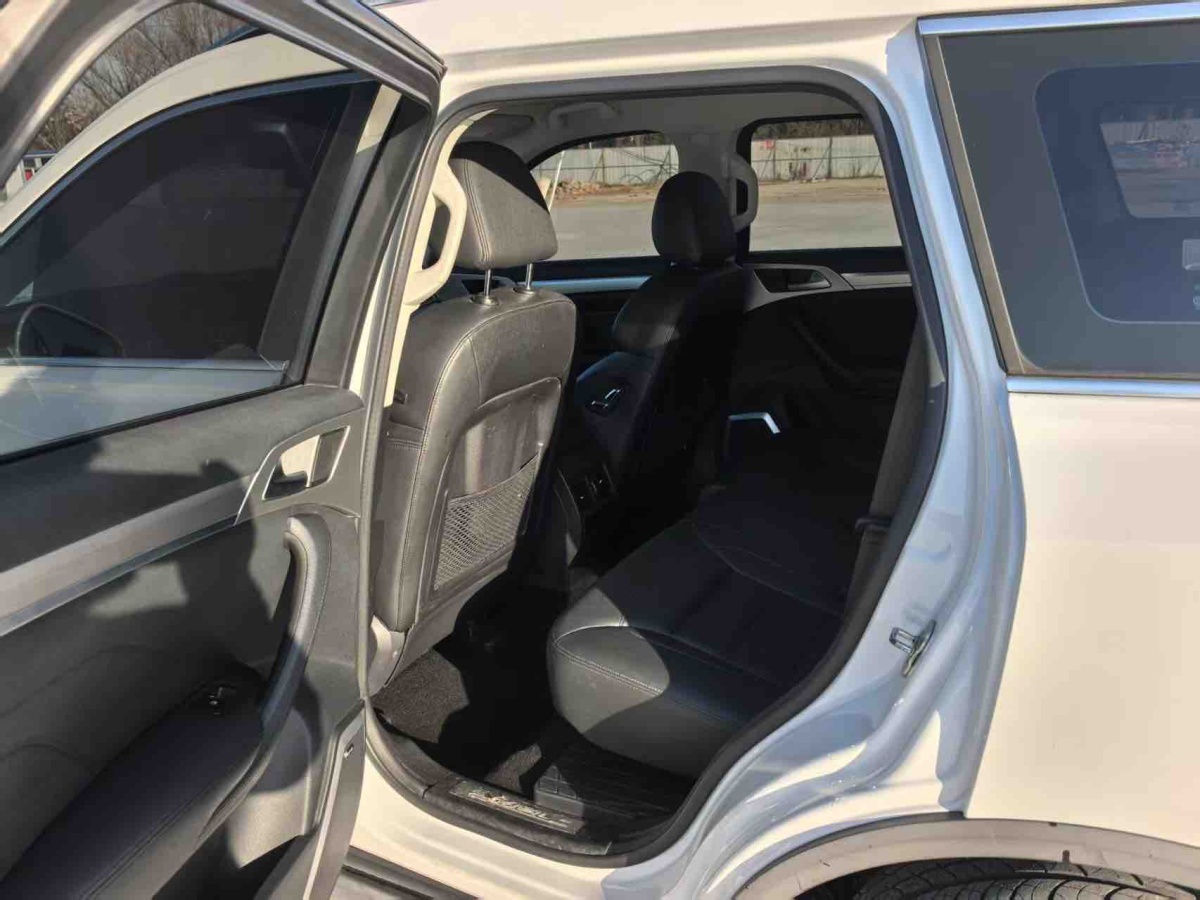 Haval H7 2018 #5 Haval H7 2018 car image #5