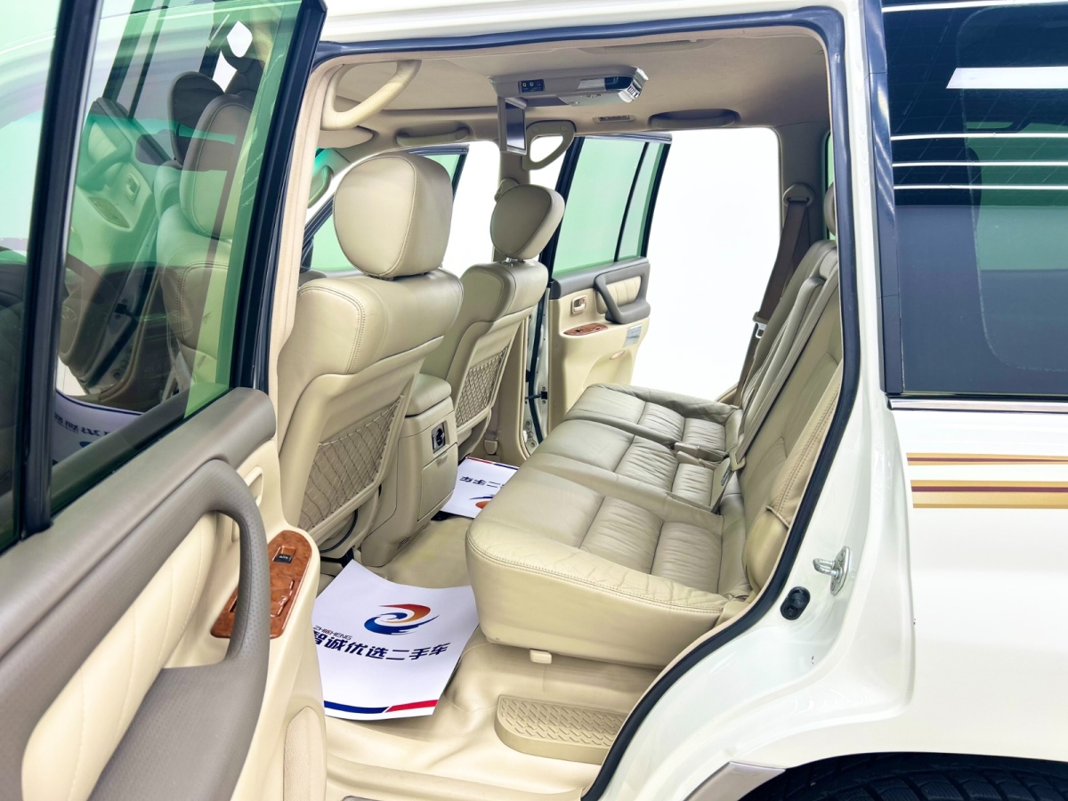 Toyota Land Cruiser 2005 #5 Toyota Land Cruiser 2005 car image #5