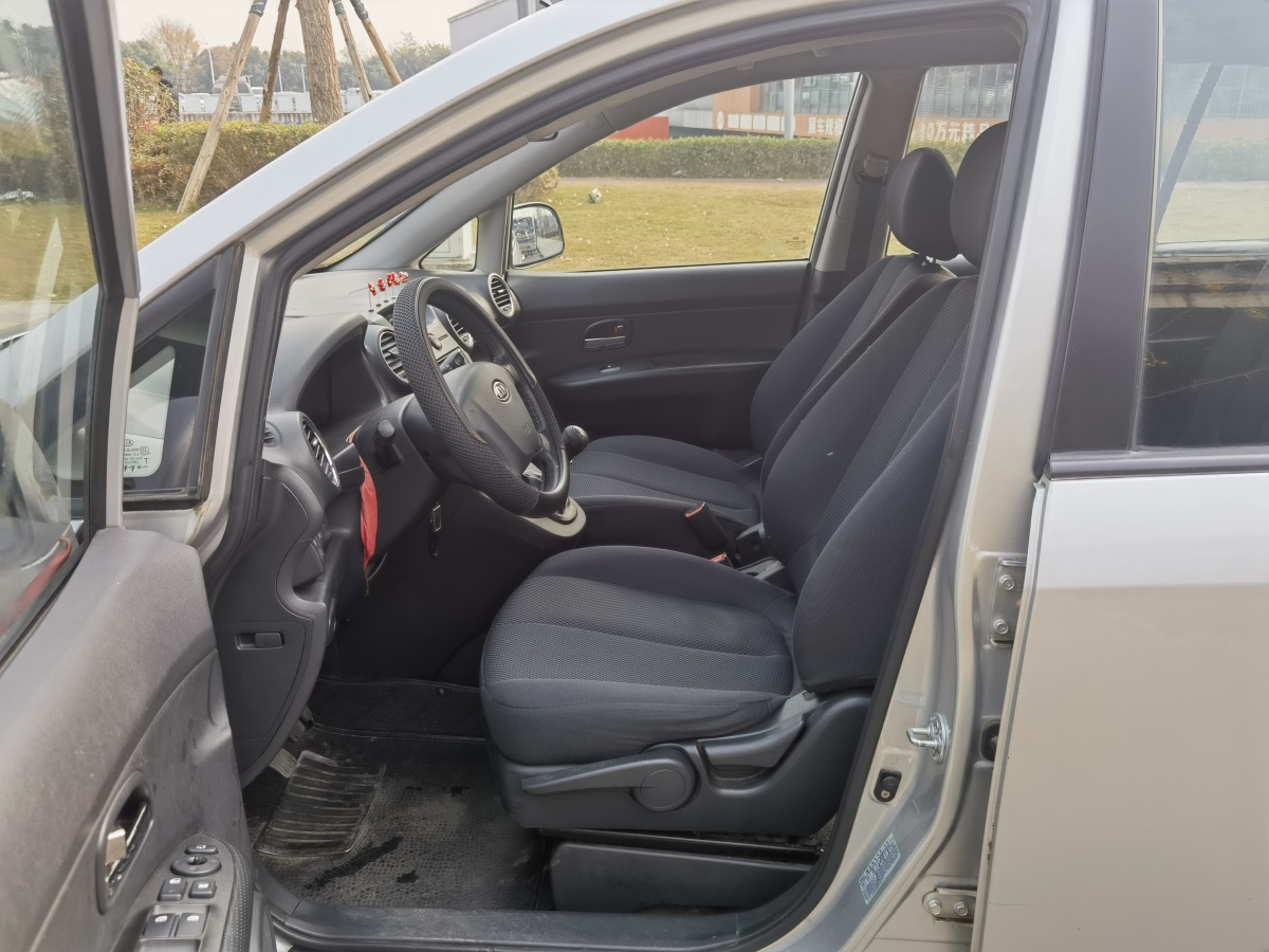 起亚 佳乐 2012 汽车图片 #5