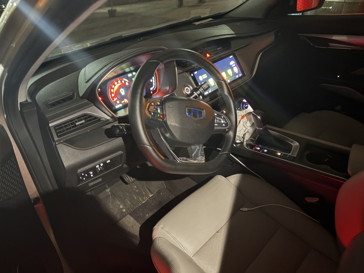 GEELY Emgrand 2018 car image #5