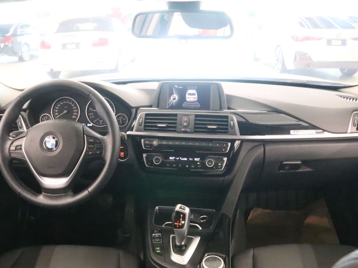BMW 3 Series 2016 immagine di auto #5