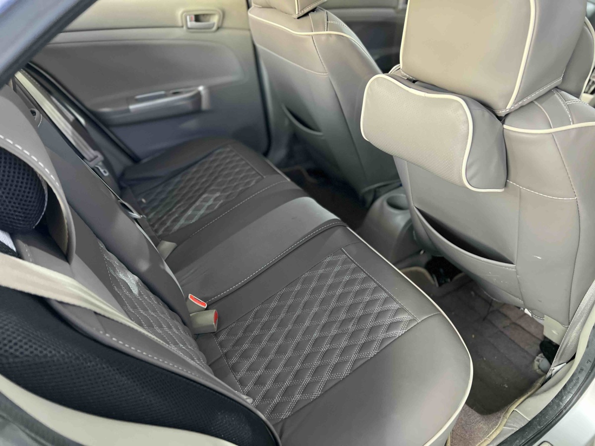 Changan Alsvin V3 2015 immagine di auto #5