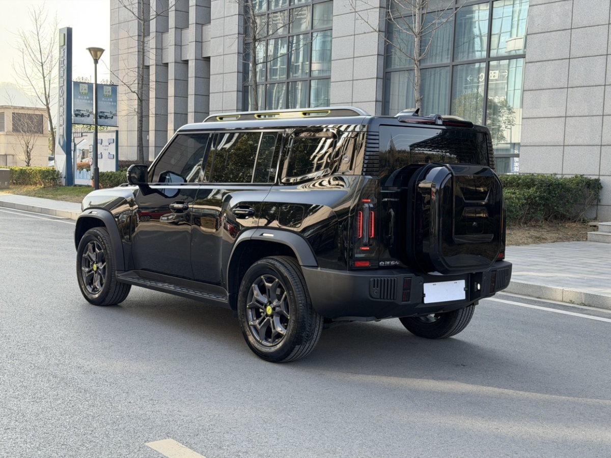 Jetour Traveller 2024 car image #5