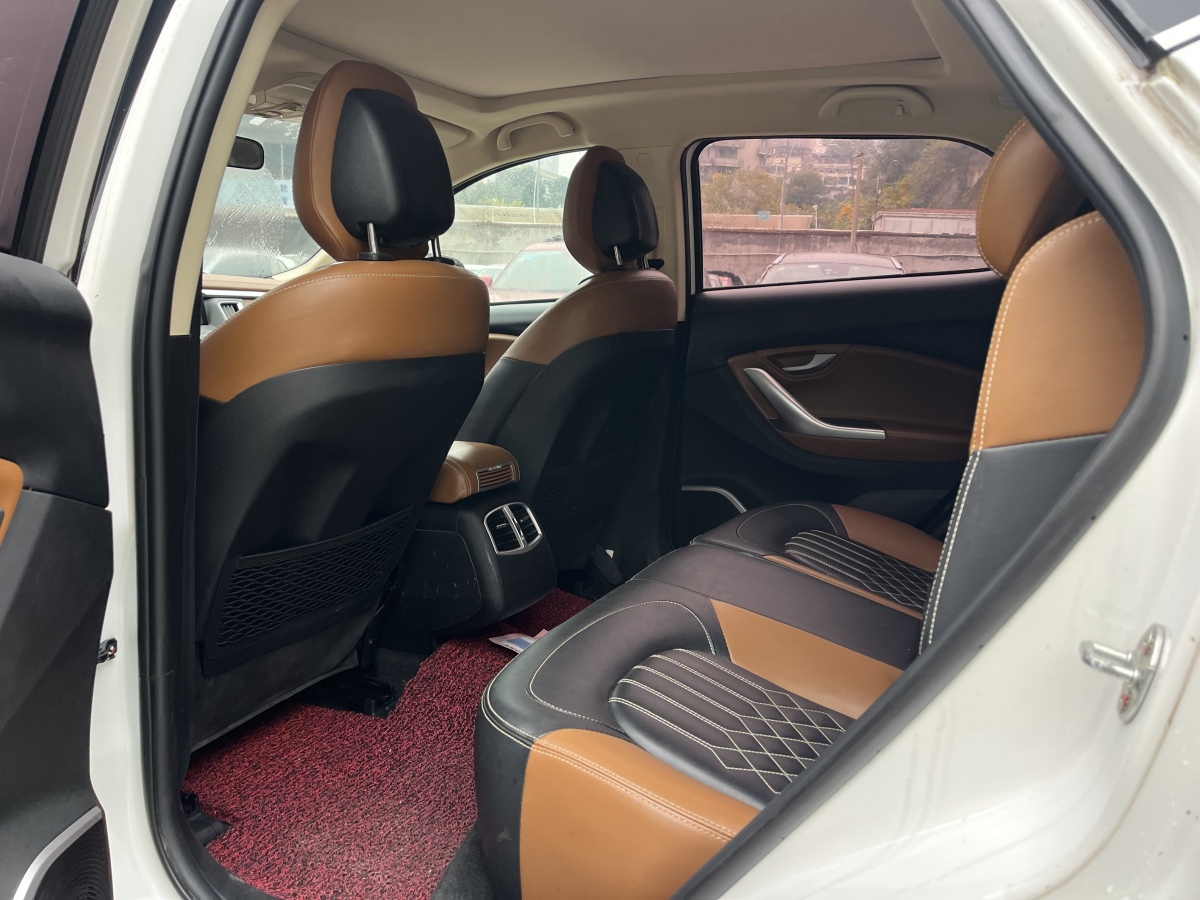 Soueast DX7 2018 car image #5