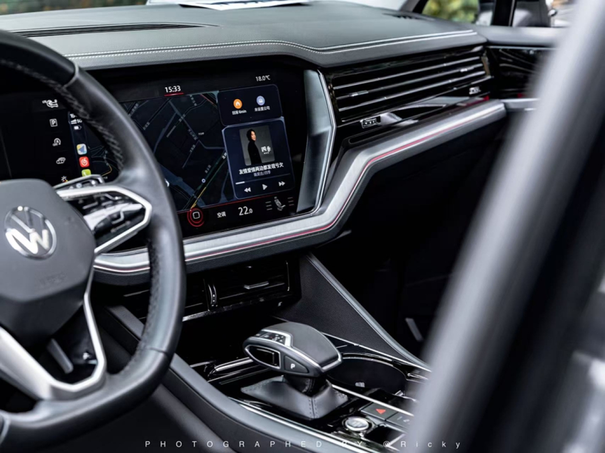 Volkswagen Touareg 2022 car image #5