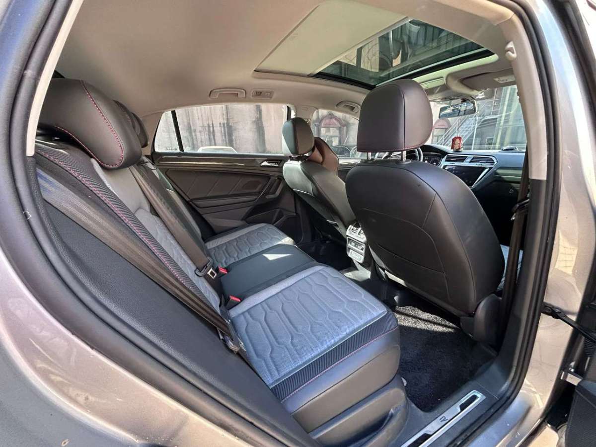 Volkswagen Tiguan X 2021 car image #5