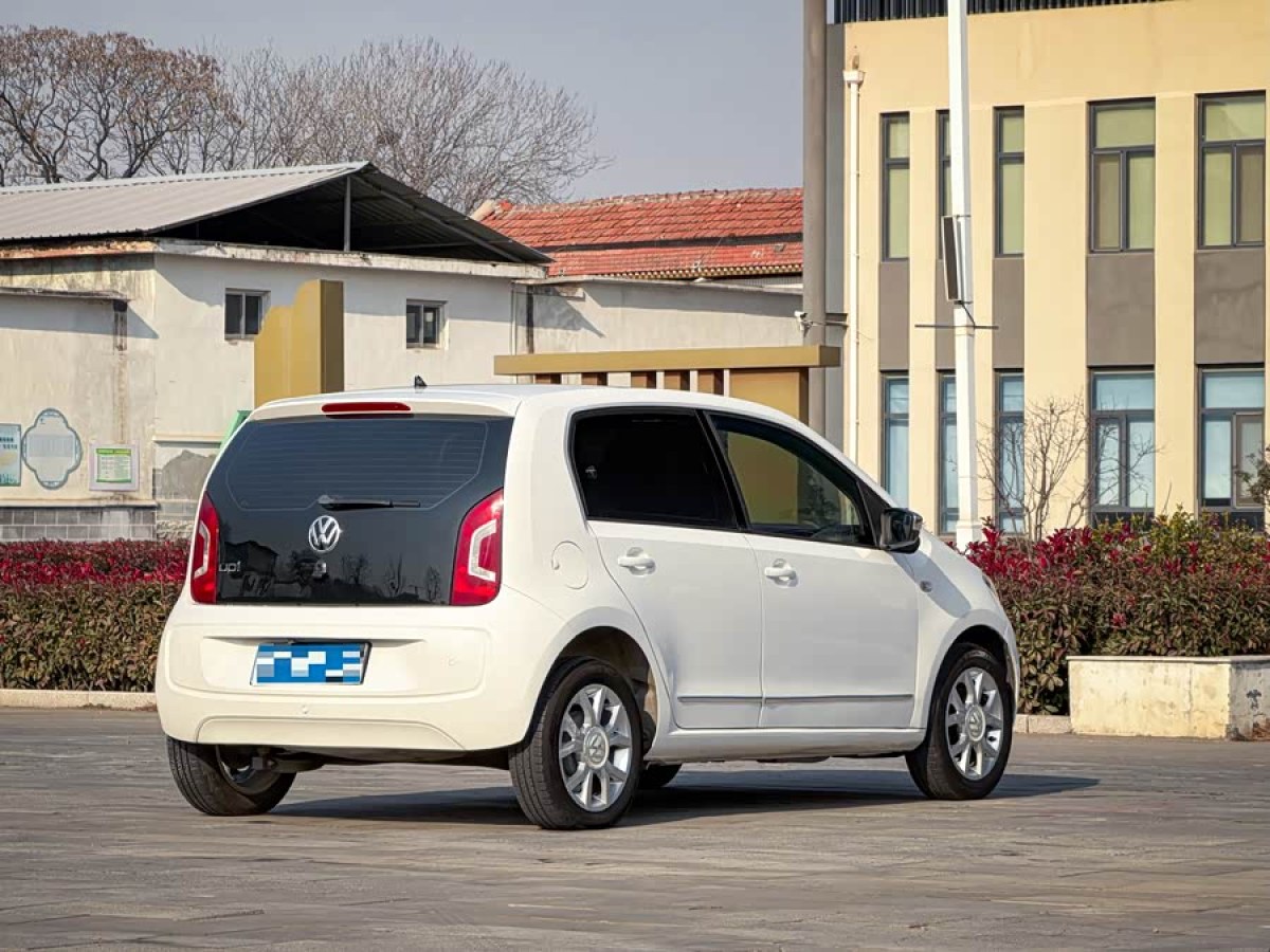 Volkswagen up! 2016 immagine di auto #5