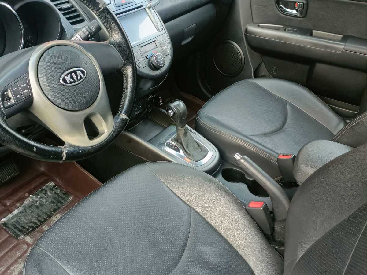 起亚 秀尔 2012 汽车图片 #5