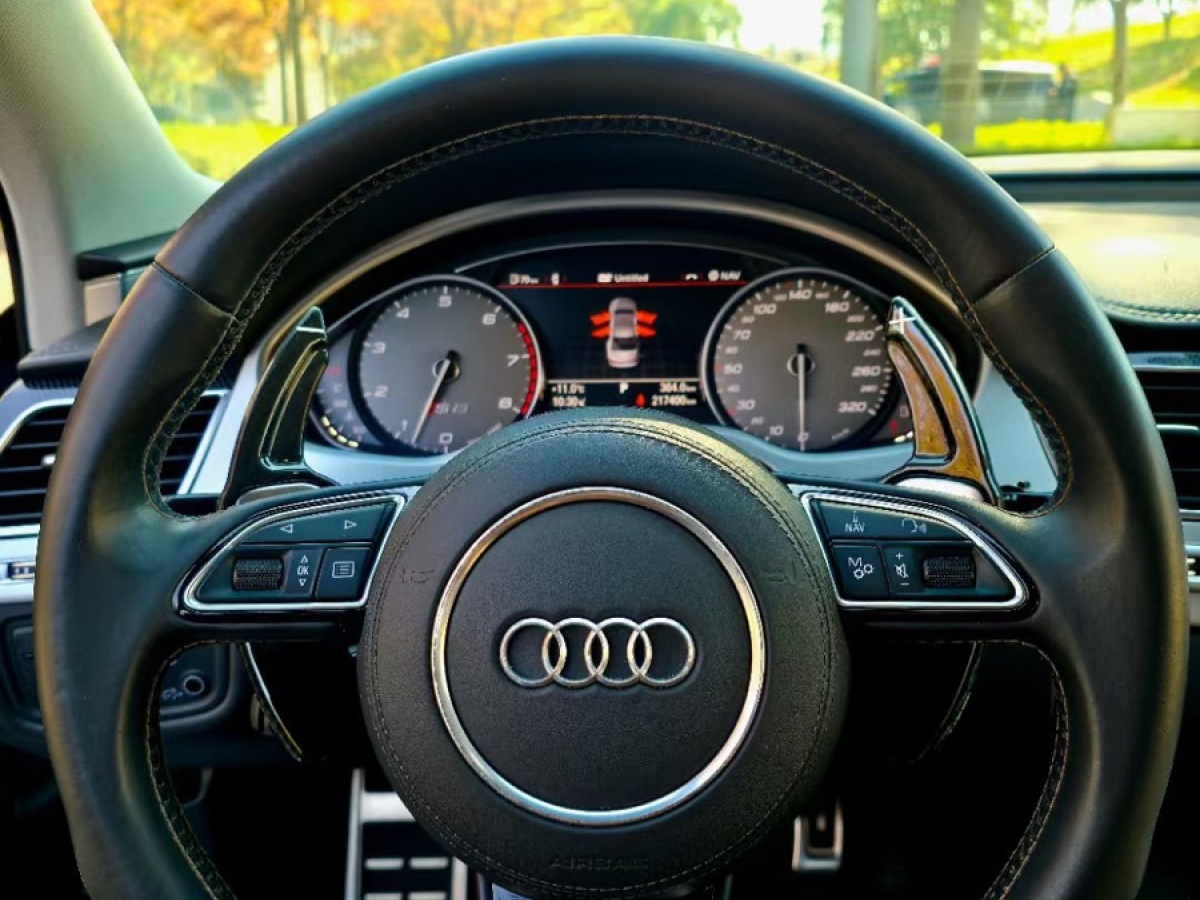 Audi S8 2013 #5 Audi S8 2013 car image #5