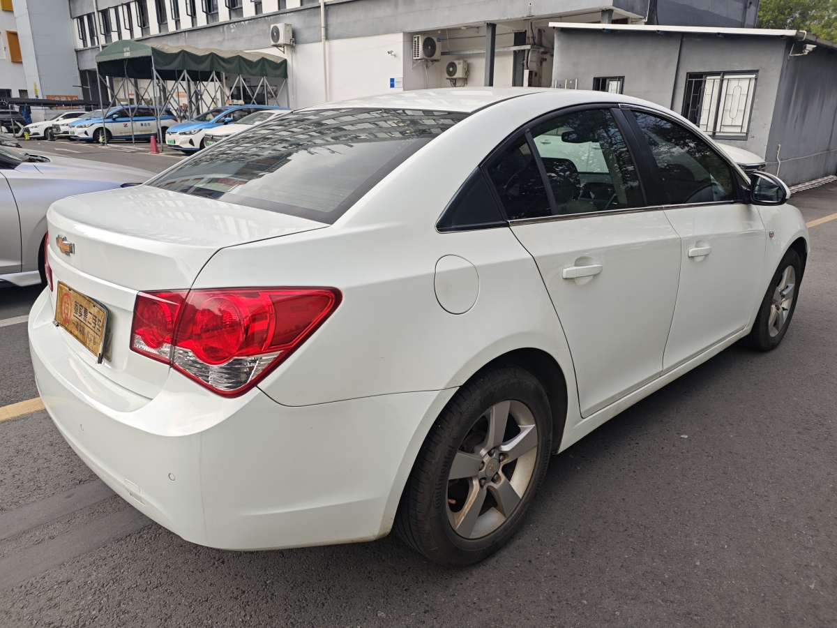 Chevrolet Cruze 2014 car image #5