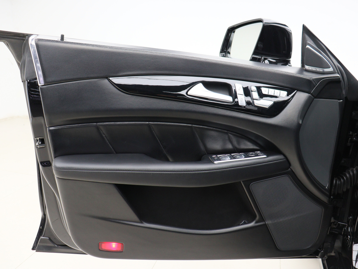 Mercedes-Benz 2012 car image #5