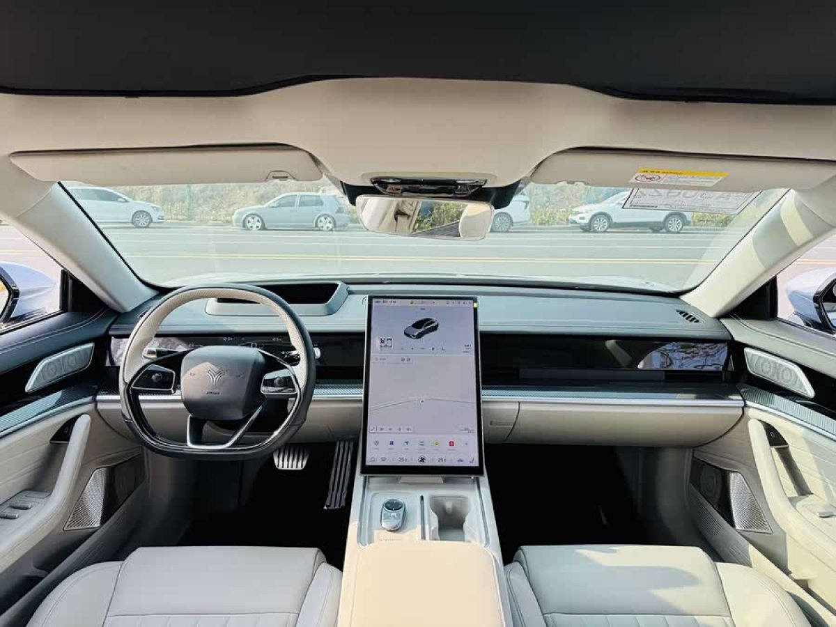 哪吒汽车 哪吒S猎装 2025 #5 哪吒汽车 哪吒S猎装 2025 汽车图片 #5