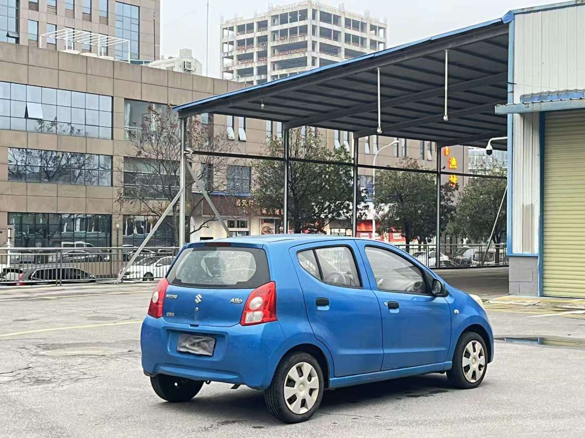 Suzuki Alto 2012 car image #5