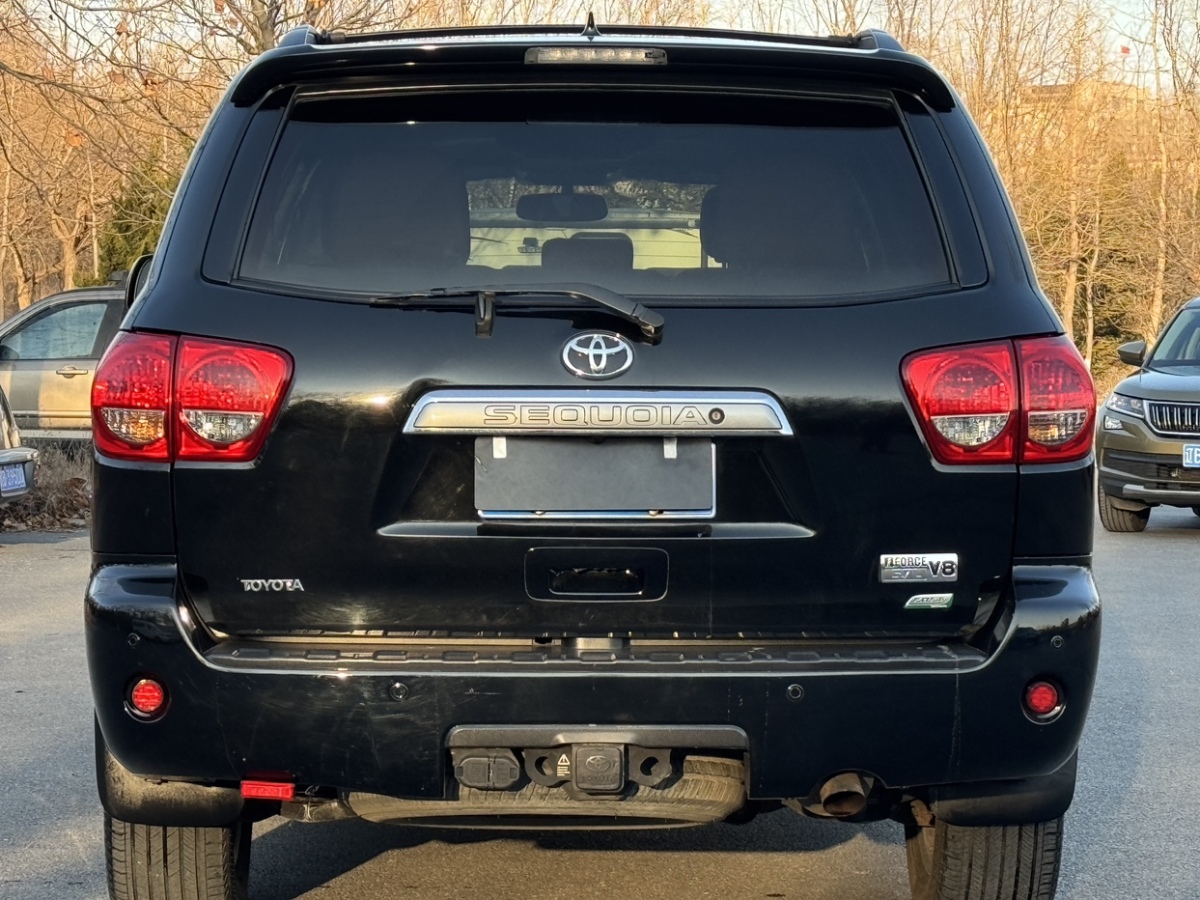 Toyota Sequoia 2015 #5 Toyota Sequoia 2015 immagine di auto #5