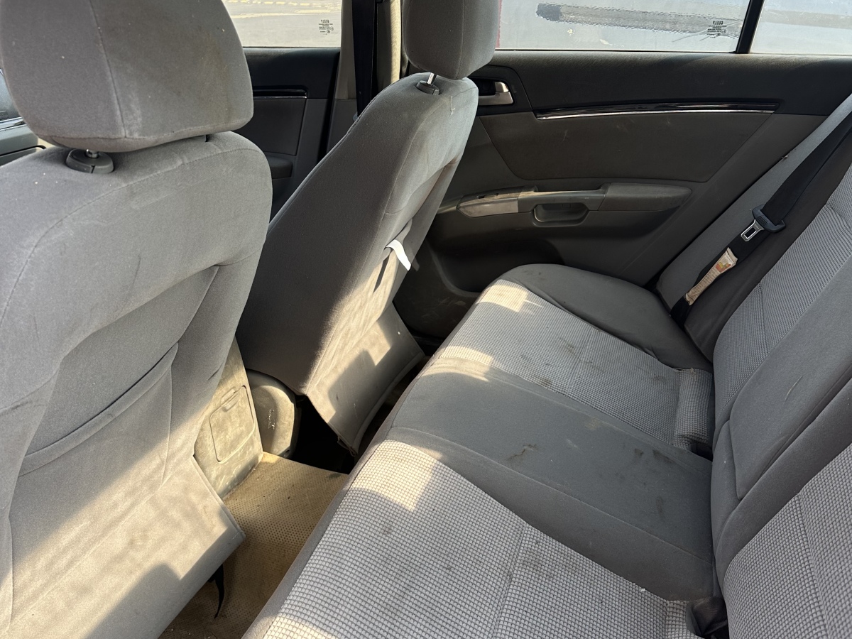 GEELY Emgrand Classic 2013 car image #5