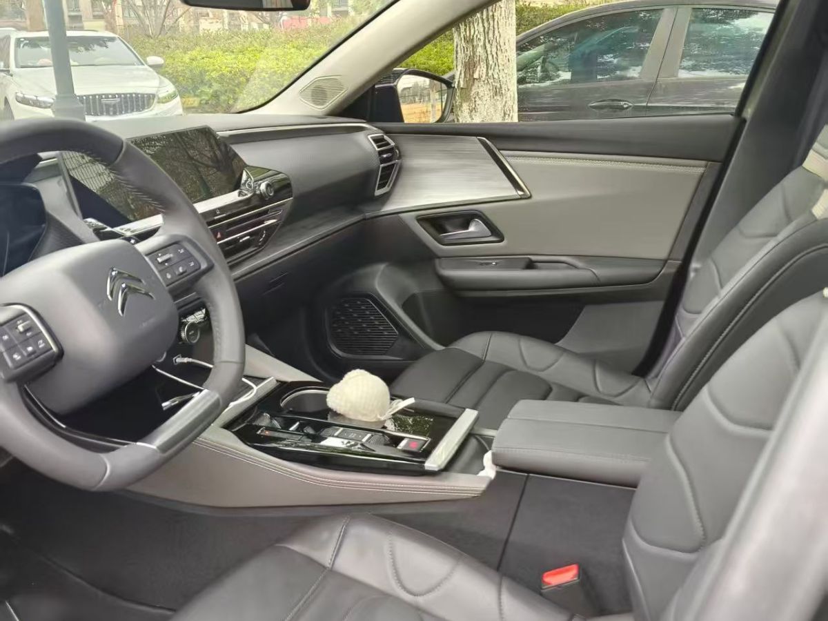 Citroen C5 X 2025 car image #5