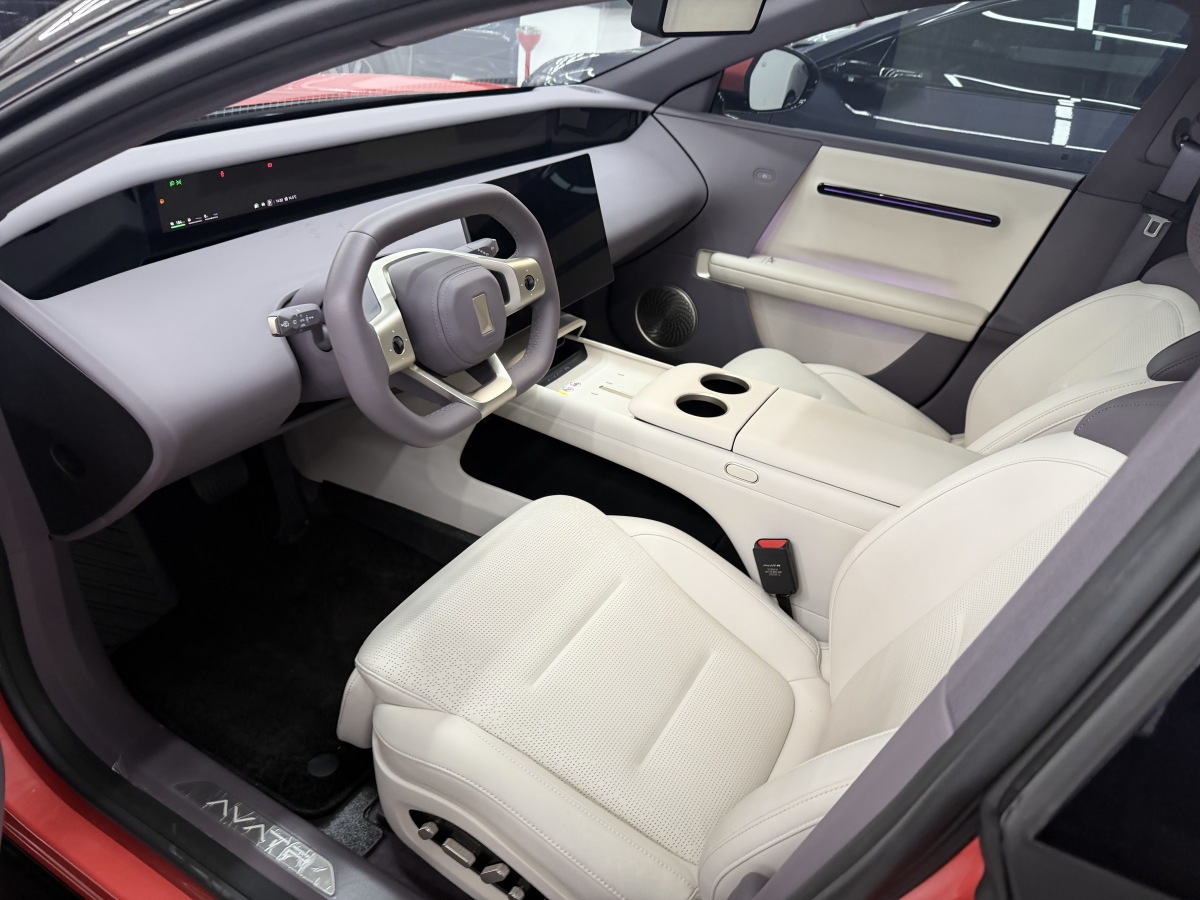 Avatr 06 2025 #5 Avatr 06 2025 car image #5