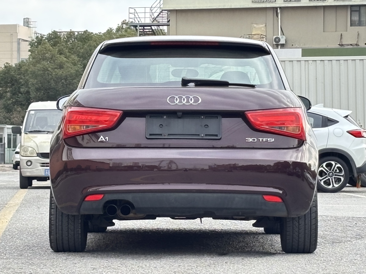 Audi 2015 #5 Audi 2015 car image #5