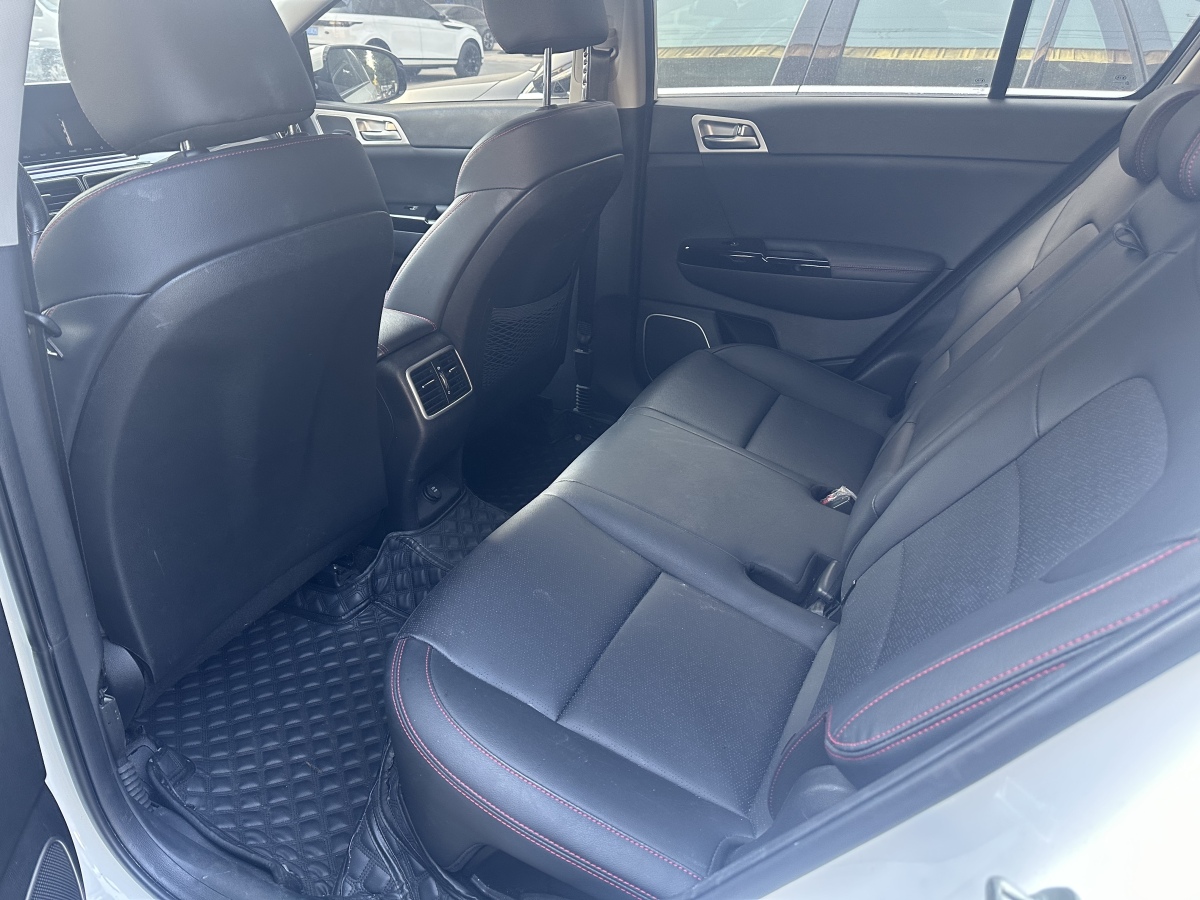 Kia KX5 2020 صورة سيارة #5