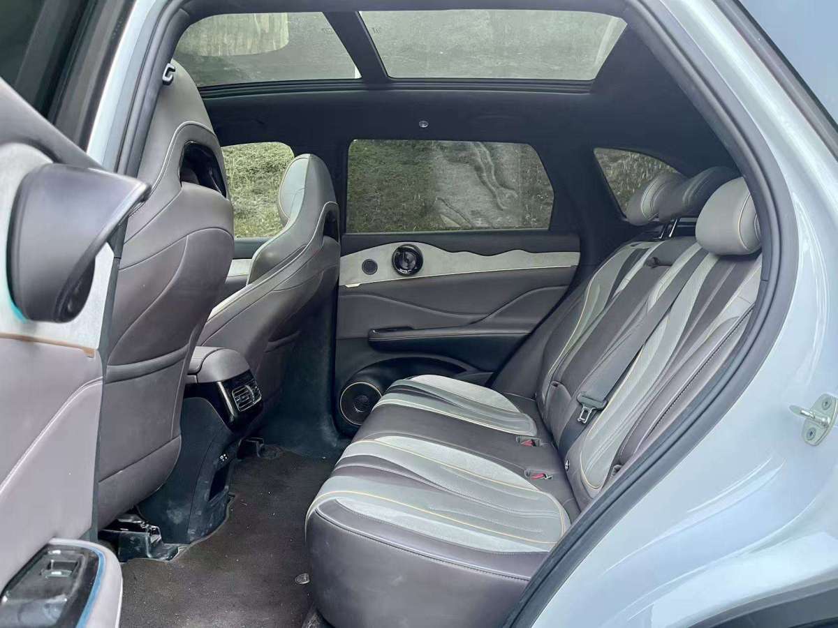 BYD Frigate 07 2024 #5 BYD Frigate 07 2024 car image #5