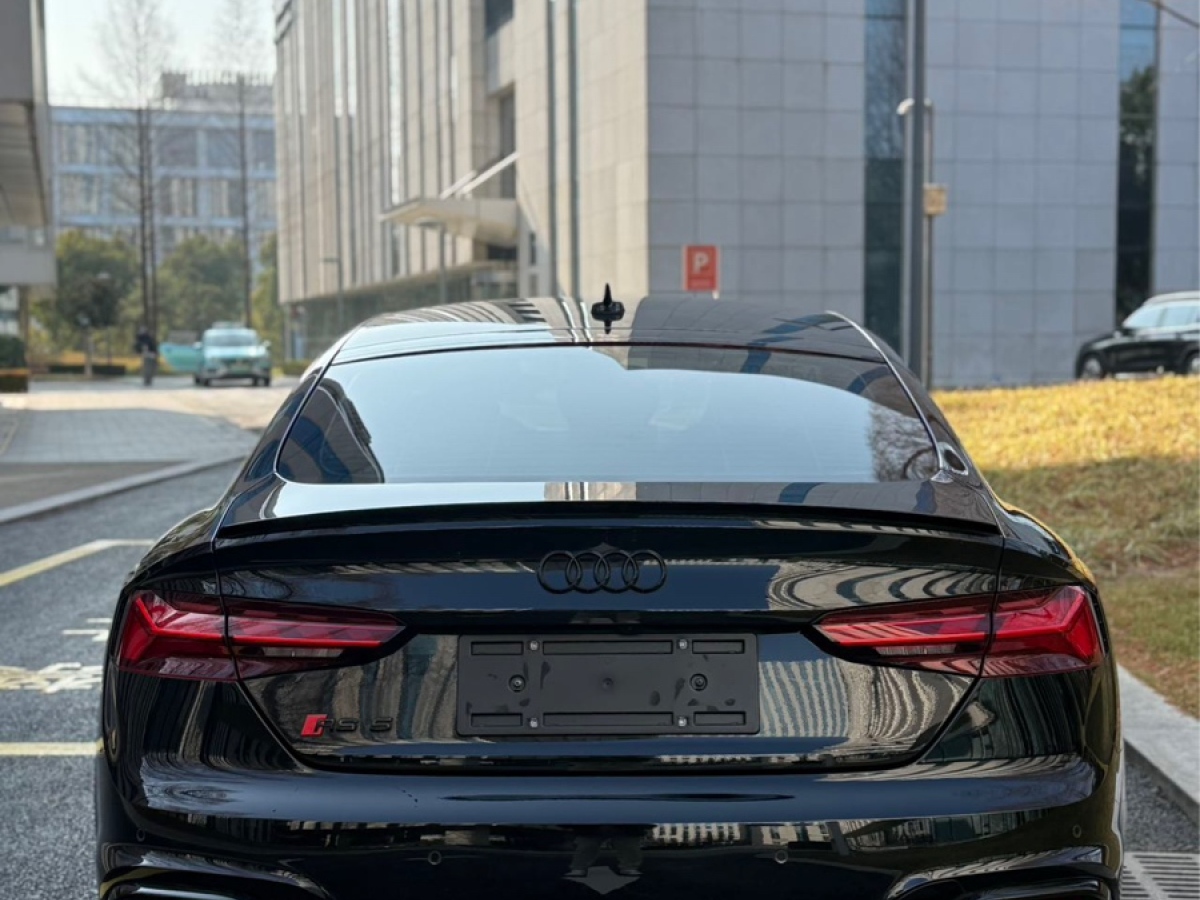 Audi RS 5 2024 car image #5