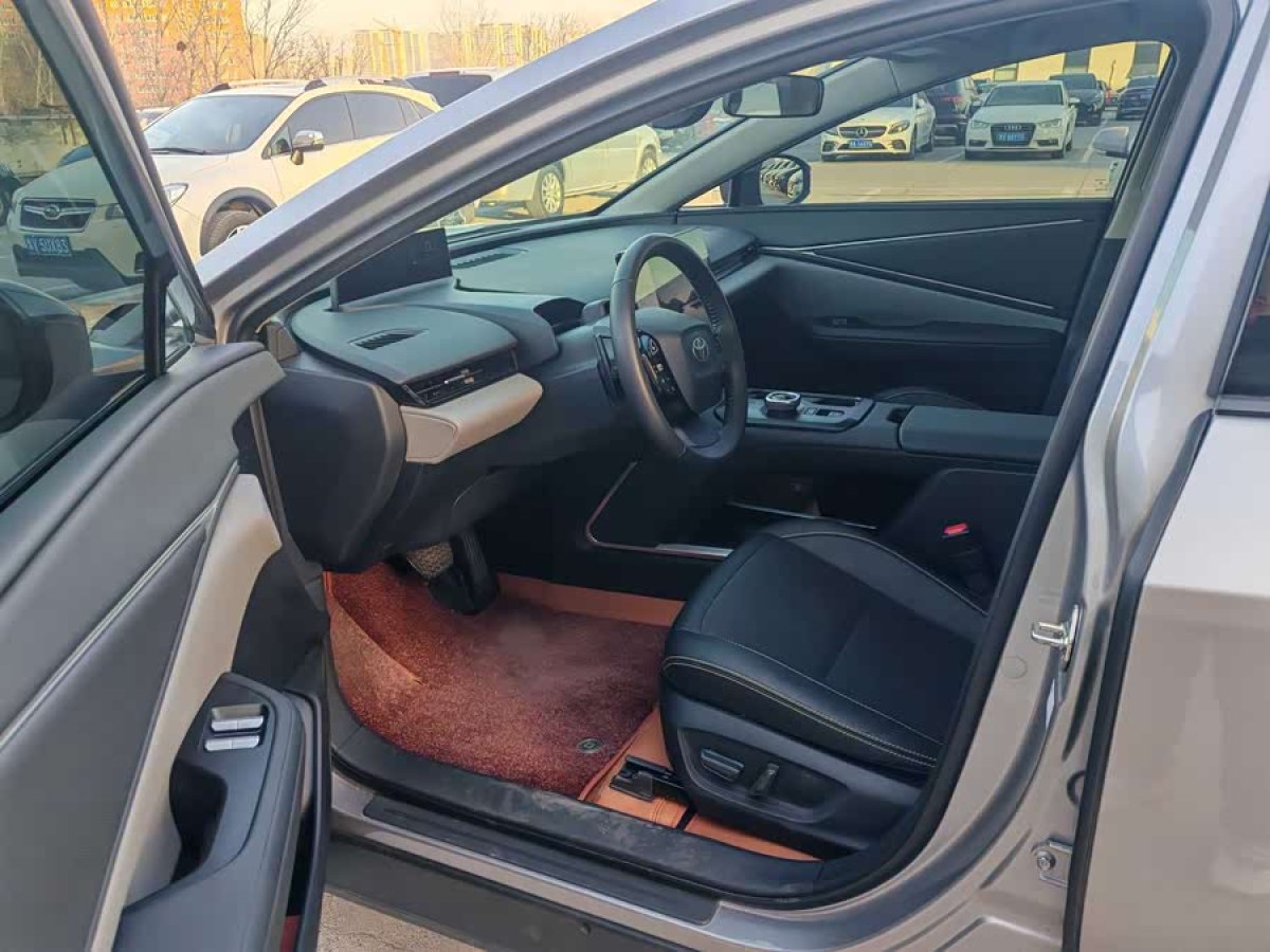 Toyota bZ5 2025 #5 Toyota bZ5 2025 immagine di auto #5