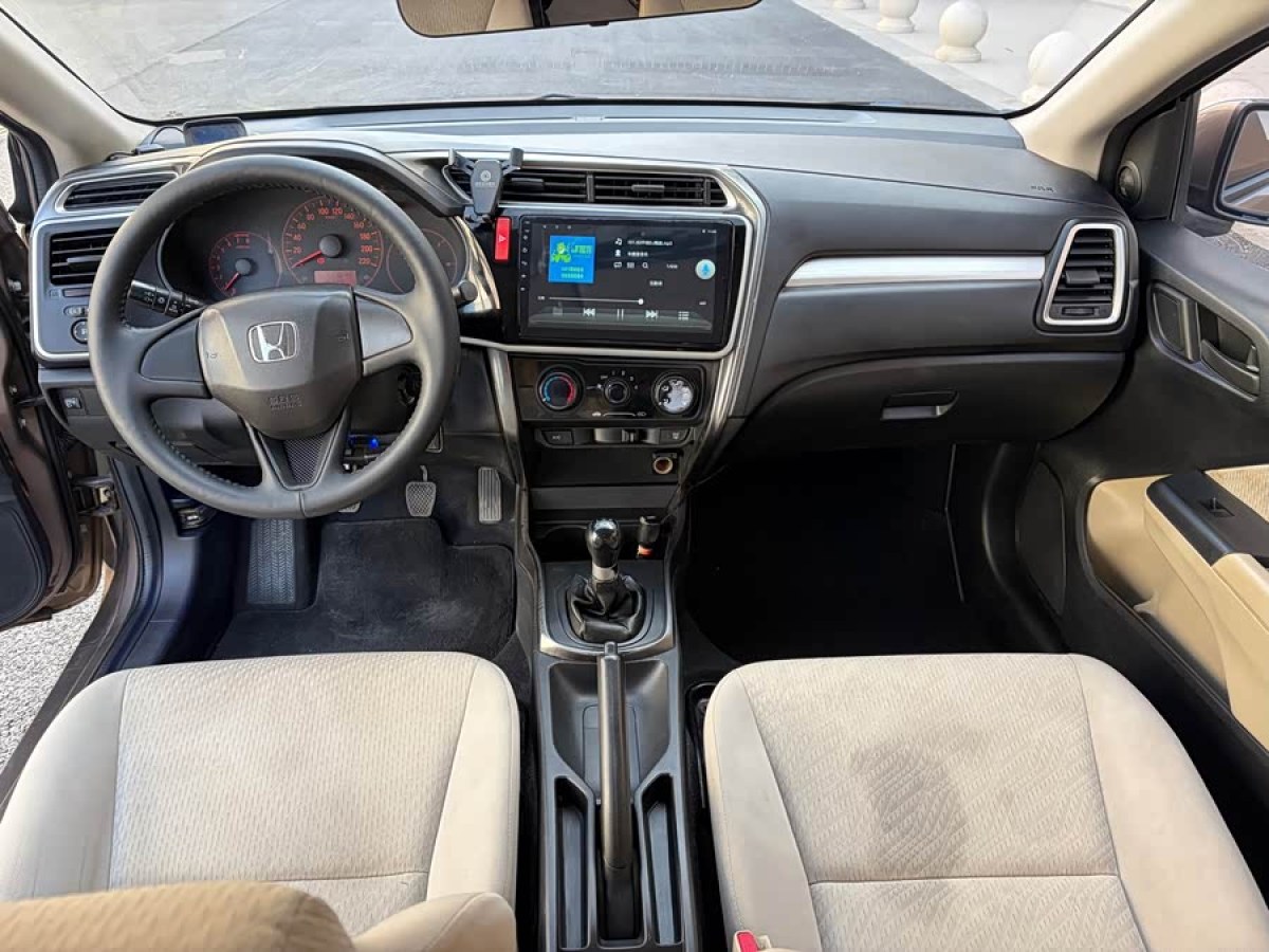 Honda Greiz 2015 #5 Honda Greiz 2015 изображение автомобиля #5