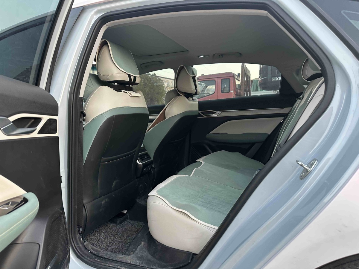 GEELY 2022 #5 GEELY 2022 immagine di auto #5