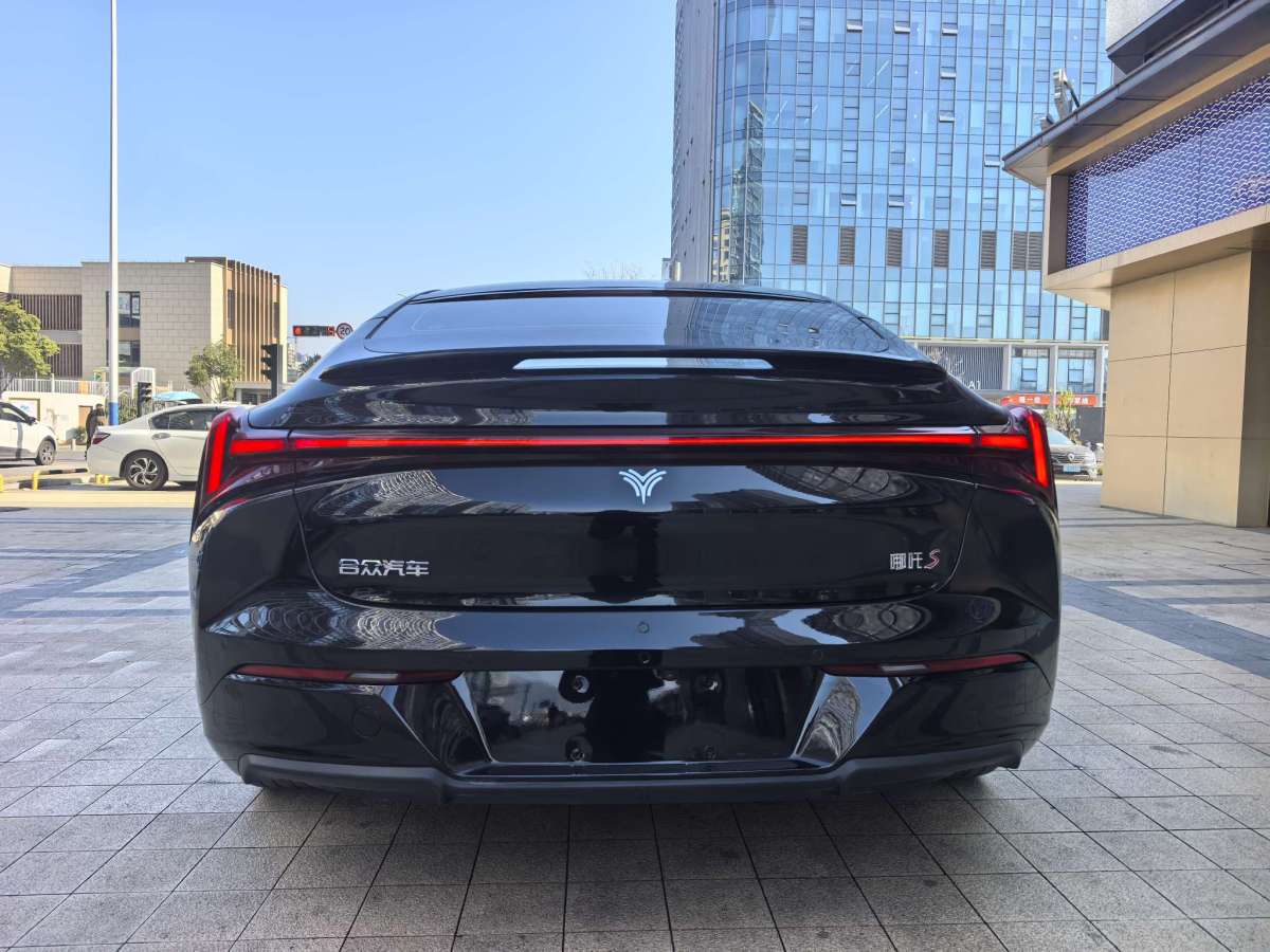 哪吒汽车 哪吒S 2023 #5 哪吒汽车 哪吒S 2023 汽车图片 #5