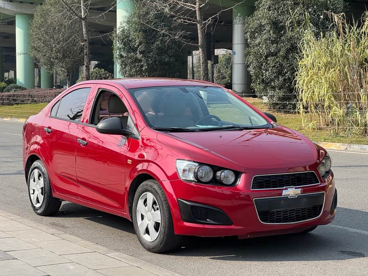 雪佛兰 爱唯欧 2014 汽车图片 #5