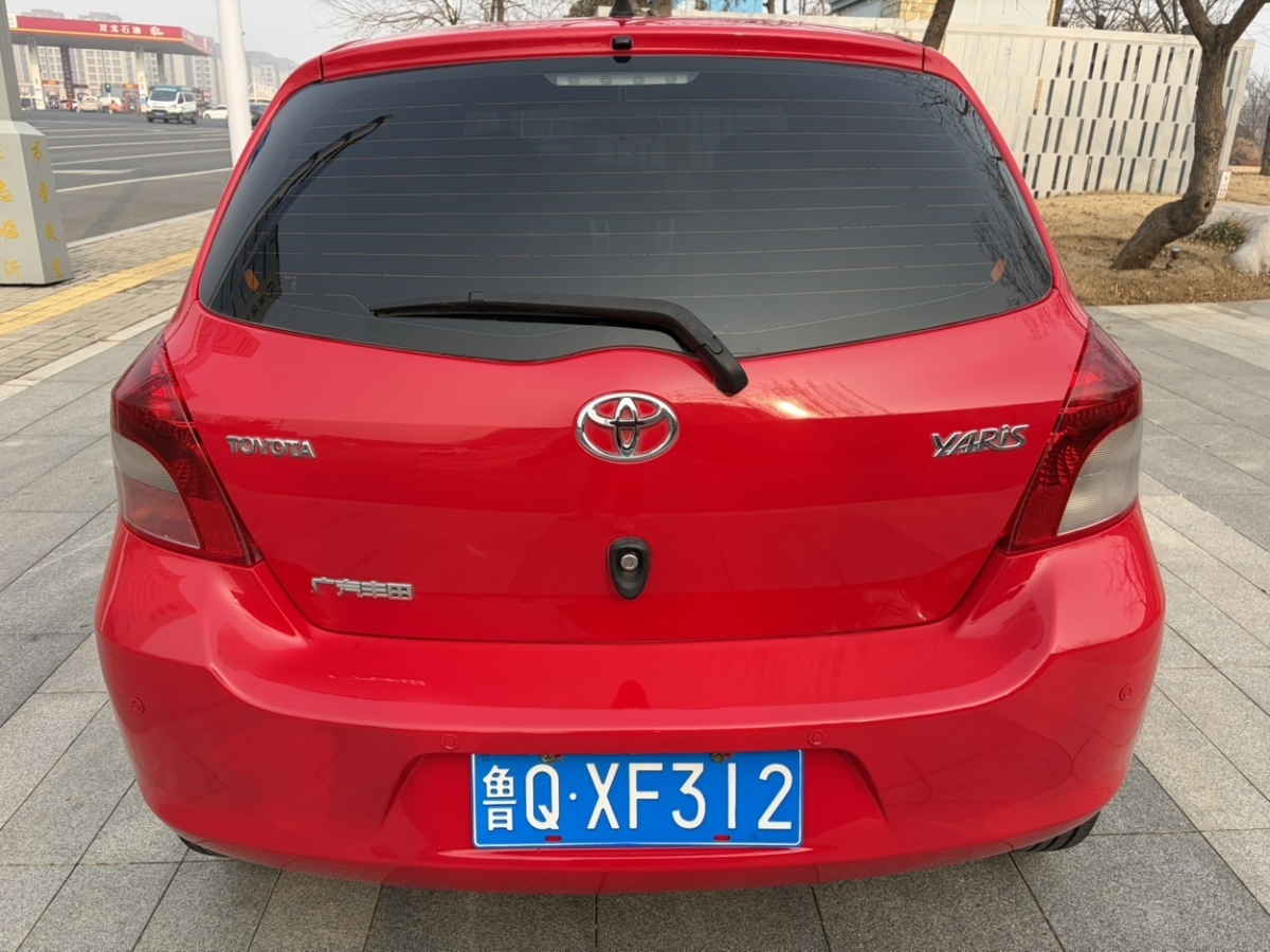 Toyota Yaris 2012 imagen de coche #5